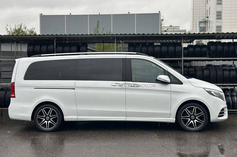 Mercedes V-Class (white)
