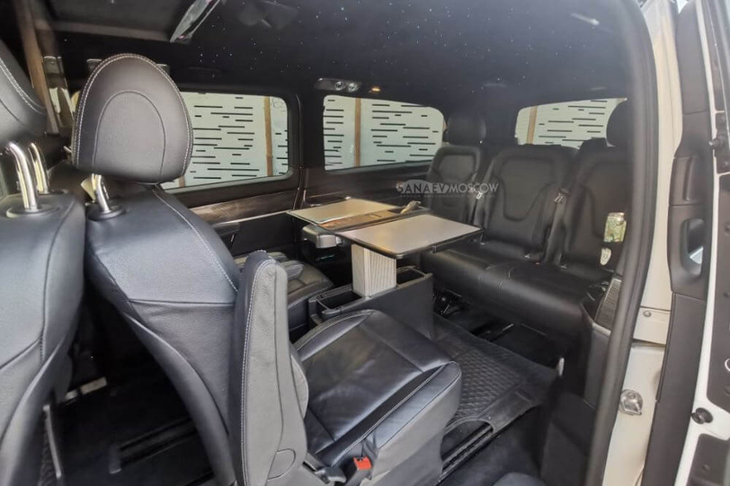 Mercedes V-Class (white)