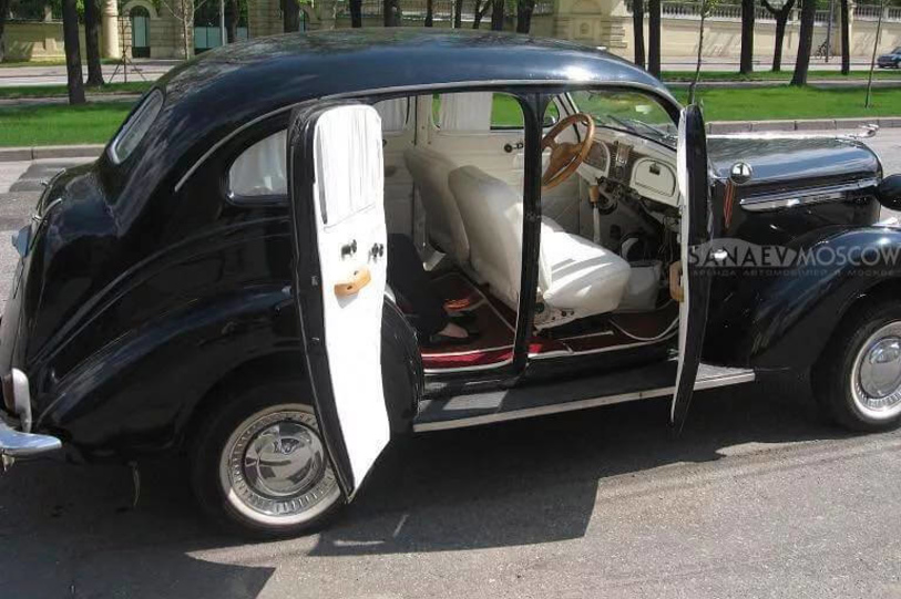 Chrysler De Soto (black)