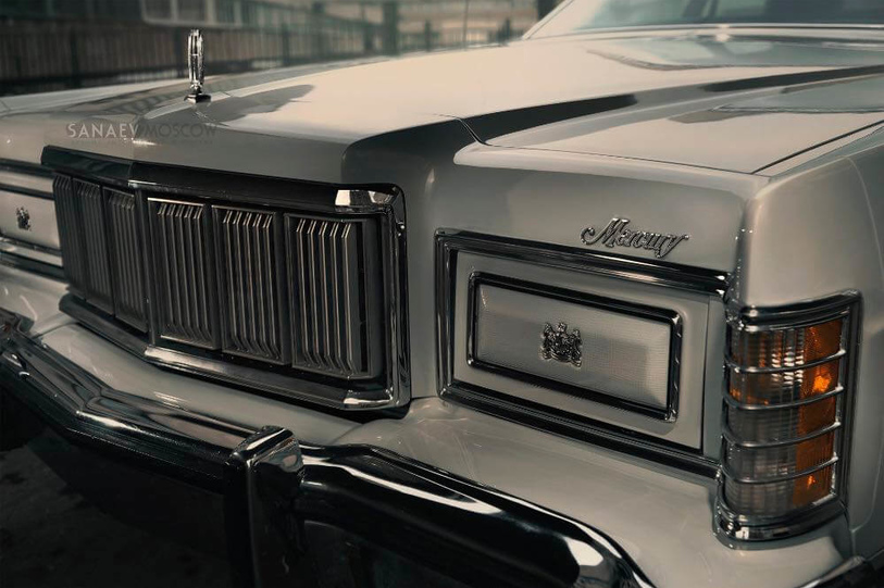 Mercury Marquis (white)