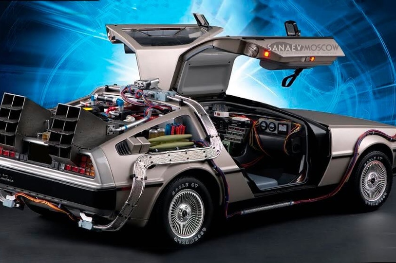 DMC-12 DeLorean