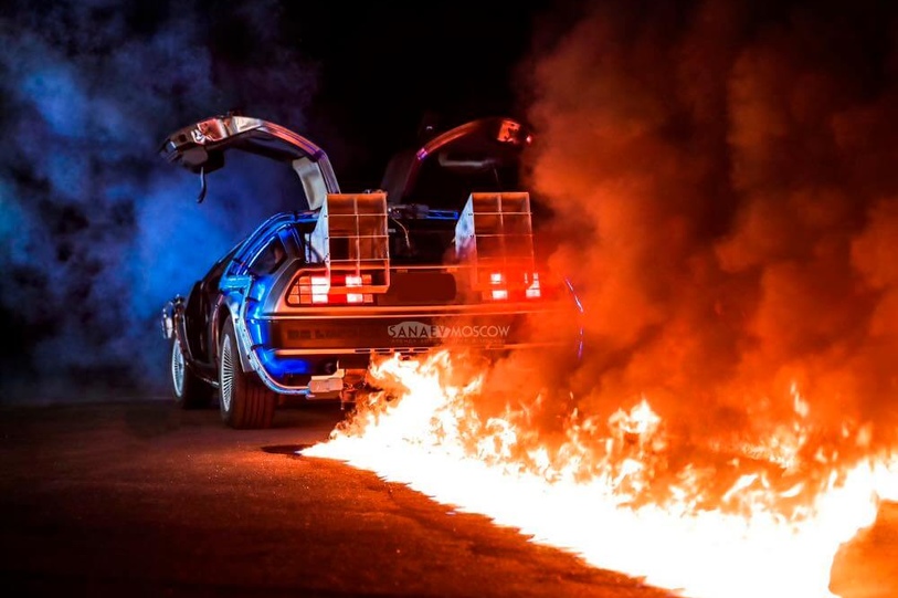 DMC-12 DeLorean