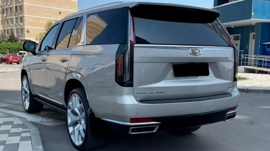 Cadillac Escalade V (2023)