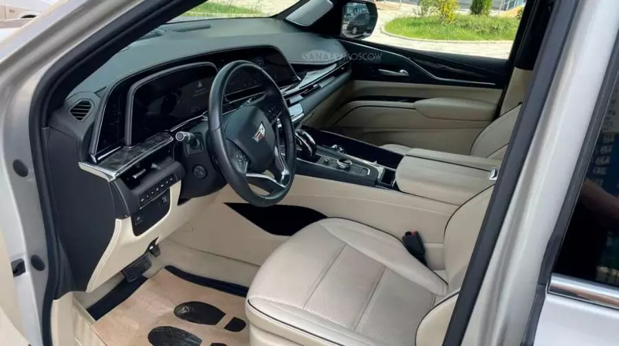 Cadillac Escalade V (2023)