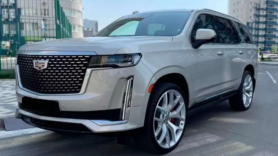Cadillac Escalade V (2023)
