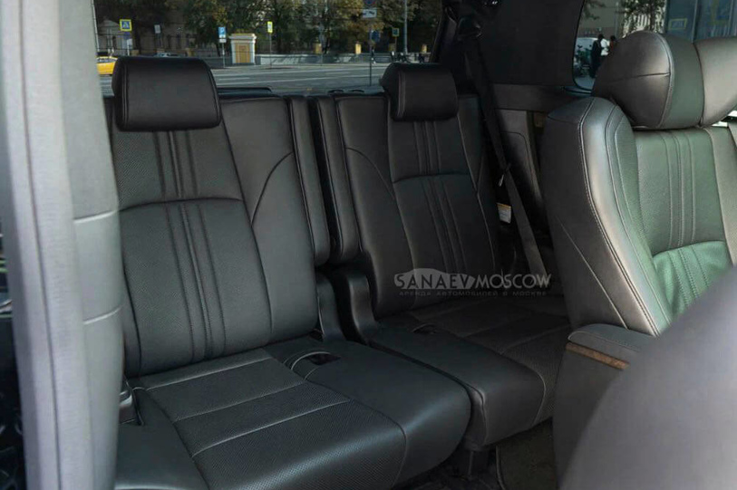 Toyota Alphard (black)