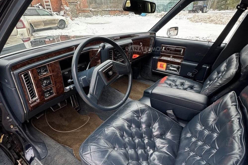 Cadillac Brougham 1991