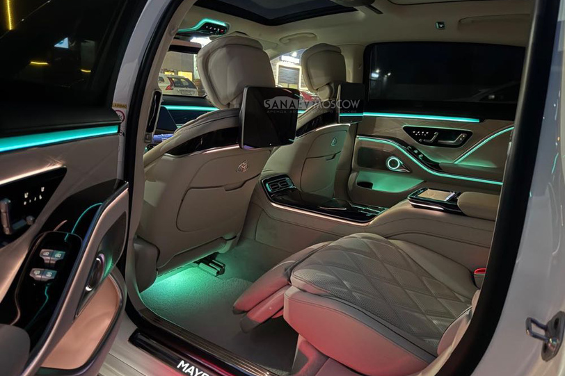 Mercedes Maybach w223 (white)