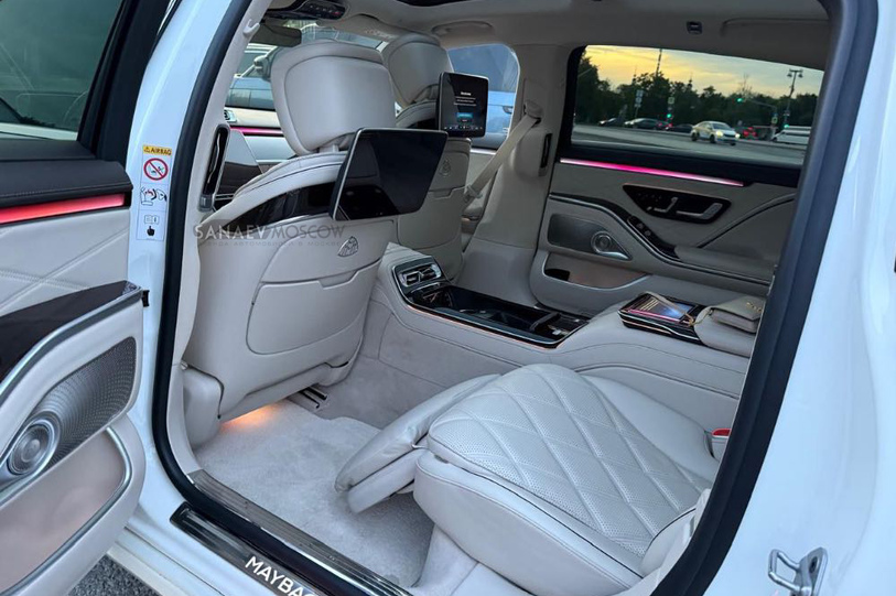 Mercedes Maybach w223 (white)