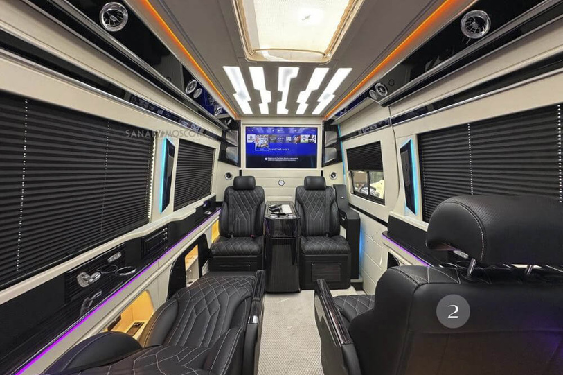 Mercedes-Benz Sprinter VIP (black)