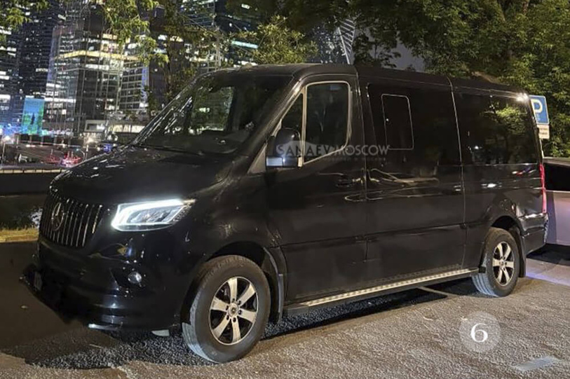 Mercedes-Benz Sprinter VIP (black)