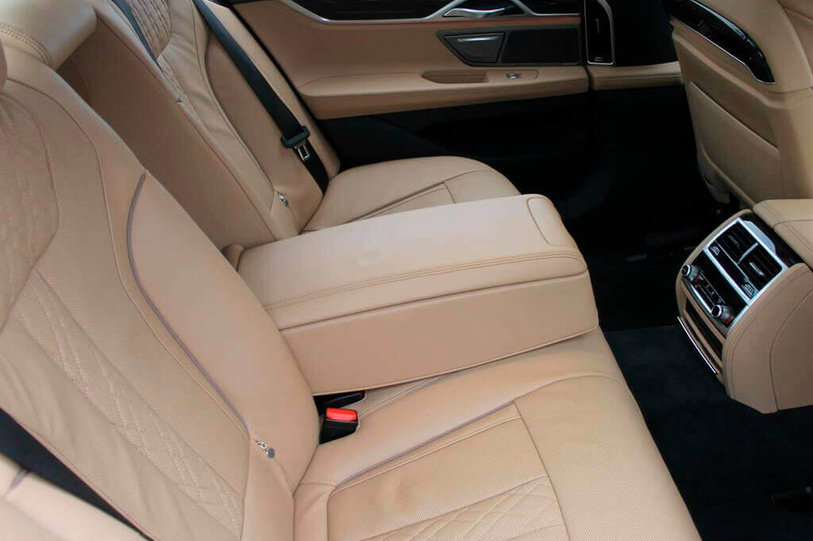 BMW 7 VI