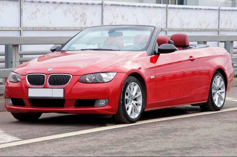 BMW (red)