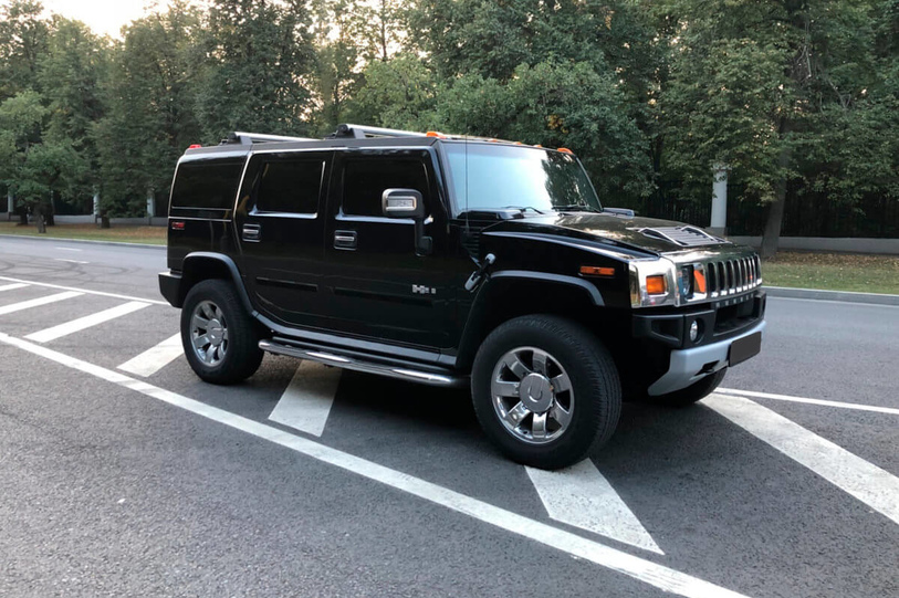 Hummer H2 (black)