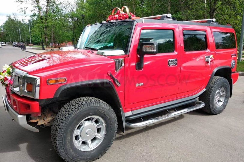 Hummer H2 (red)