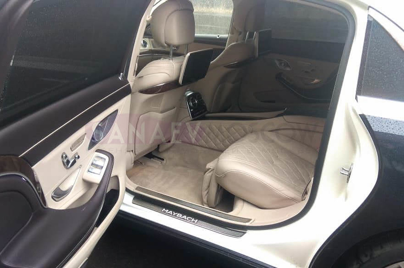 Maybach (black and white)