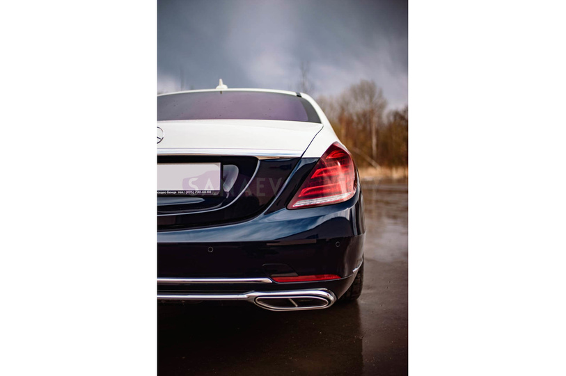Maybach (black and white)