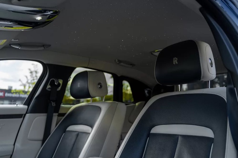 Rolls-Royce Gost (blue and grey)