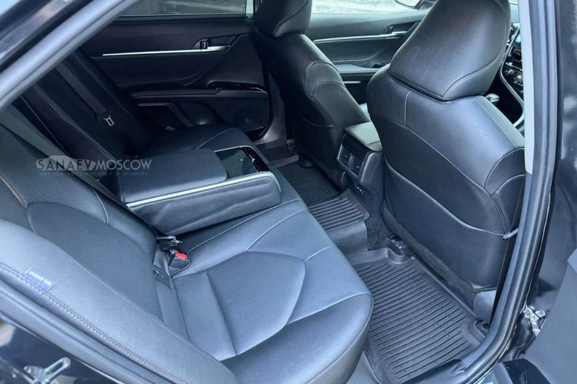 Toyota Camry XV70
