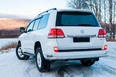 Toyota Land Cruiser 200 (white)