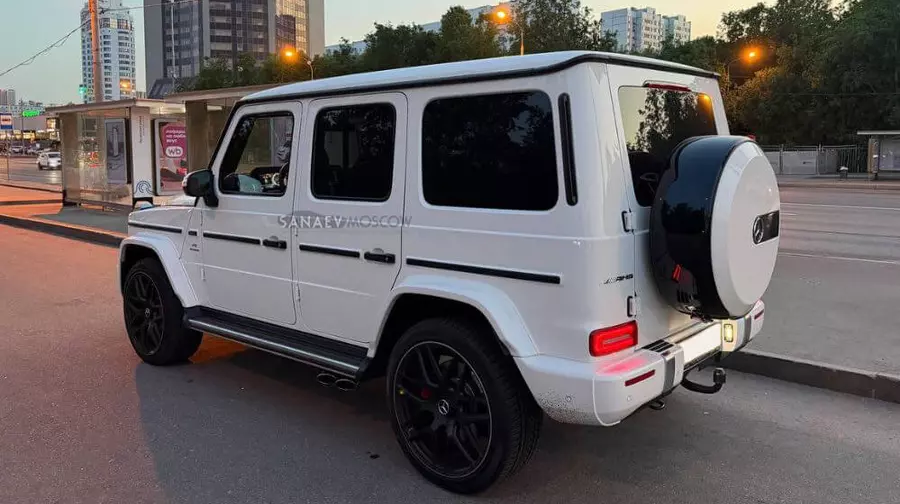 Mercedes G63 (G-class)
