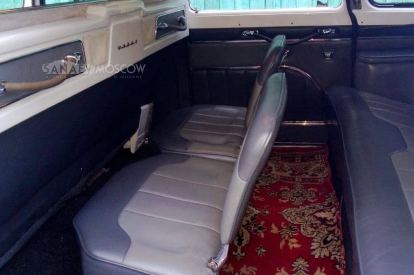GAZ 13 