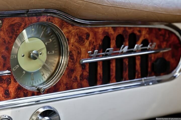 GAZ 13 