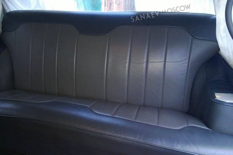 GAZ 13 