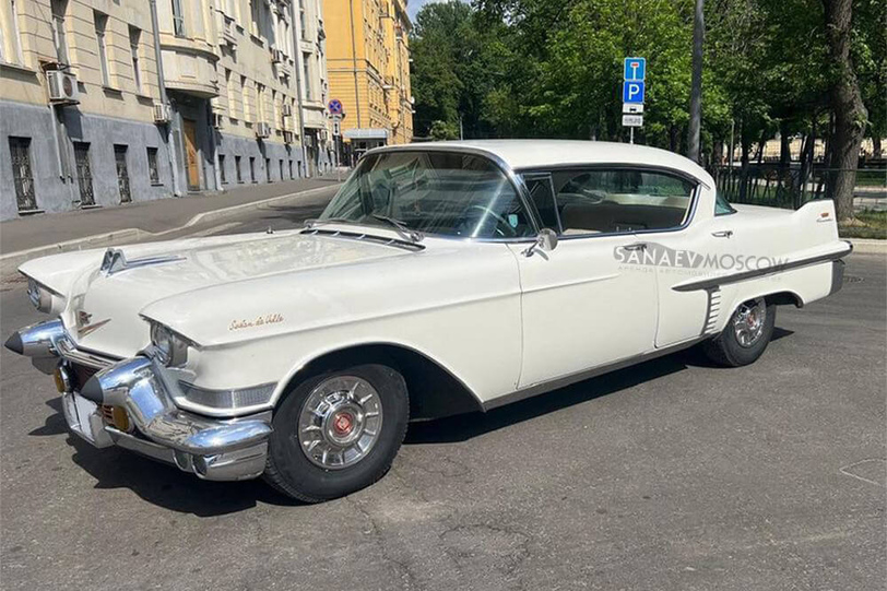 Cadillac DeVille (1957)