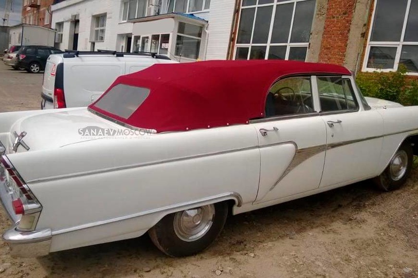 GAZ-13 Chaika (cabrio)