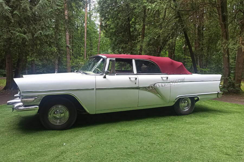 GAZ-13 Chaika (cabrio)