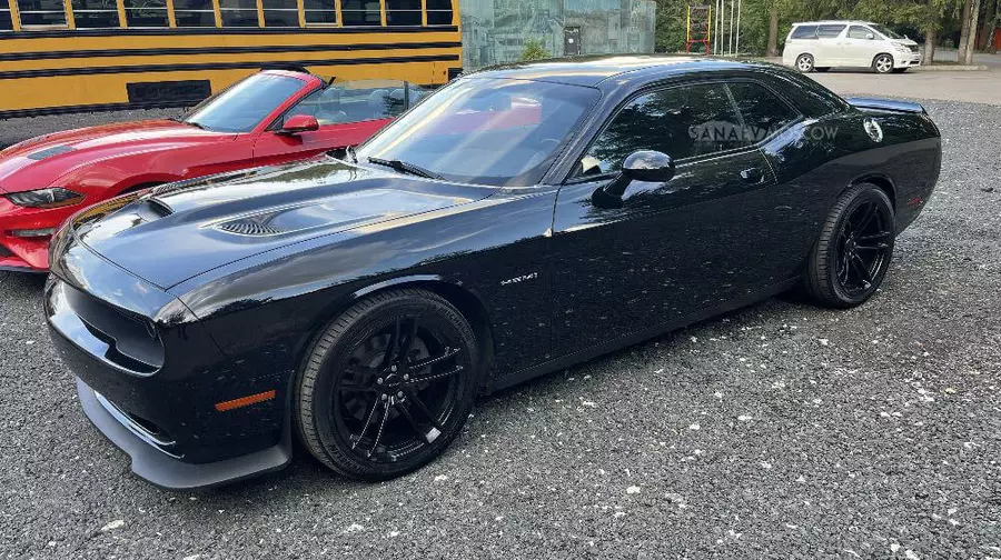 Dodge Challenger