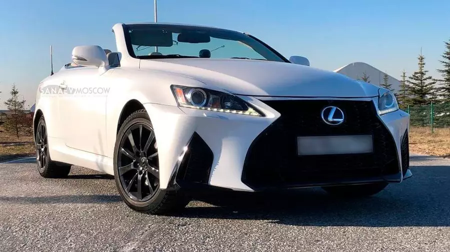 Lexus ISC