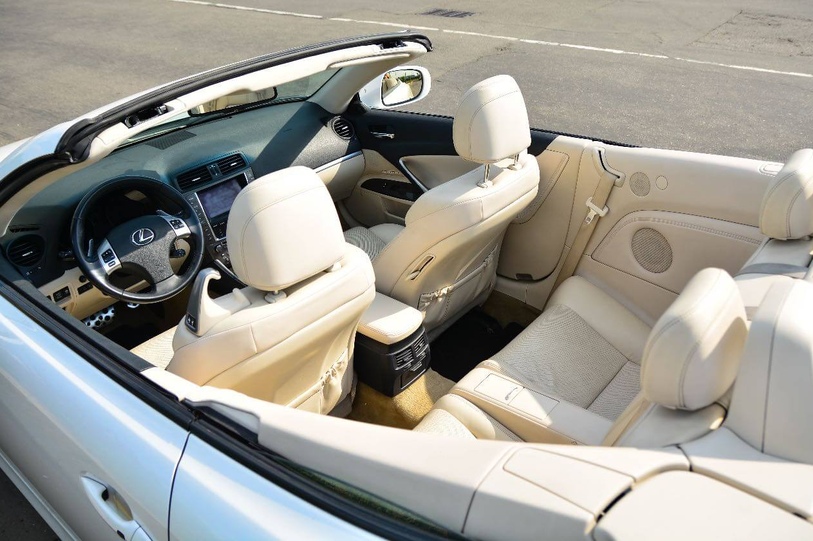 Lexus ISC