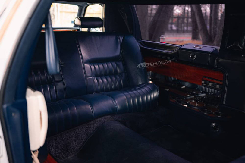 Lincoln Town Car II