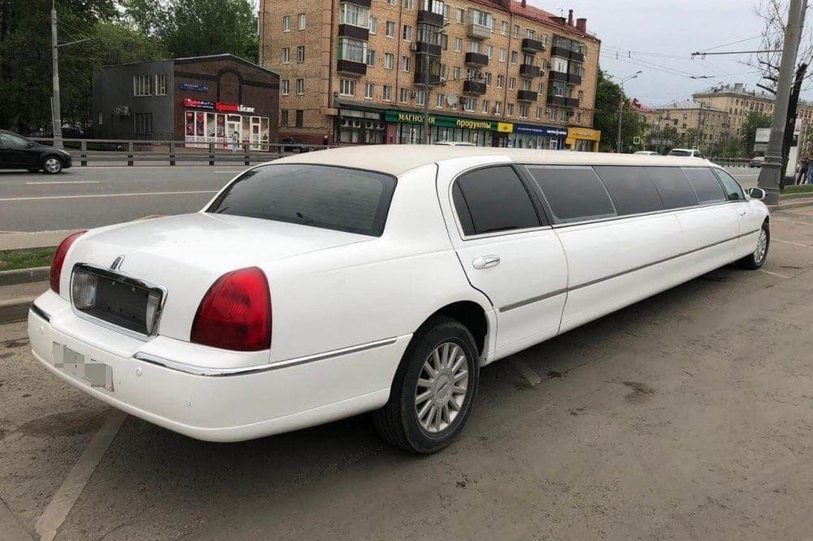 Lincoln Town Car