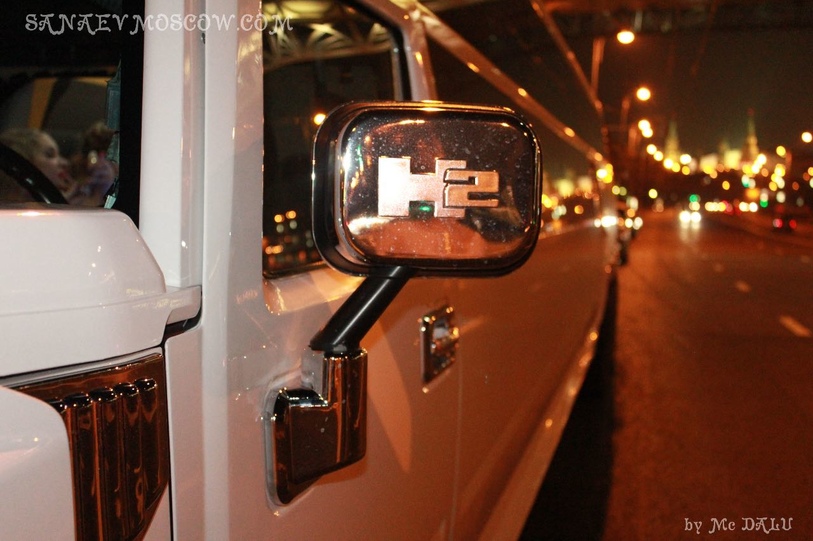Hummer Mega