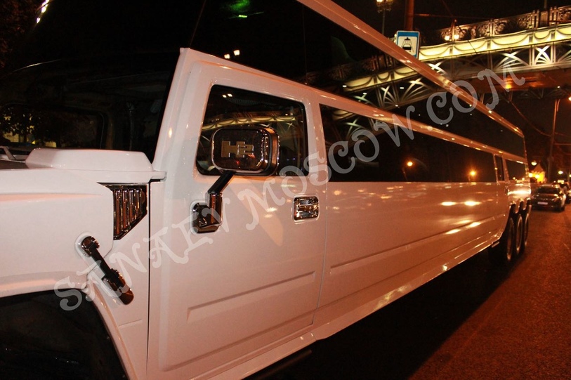 Hummer Mega
