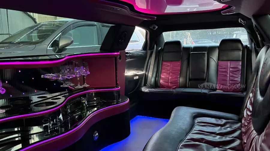 Chrysler 300с limo