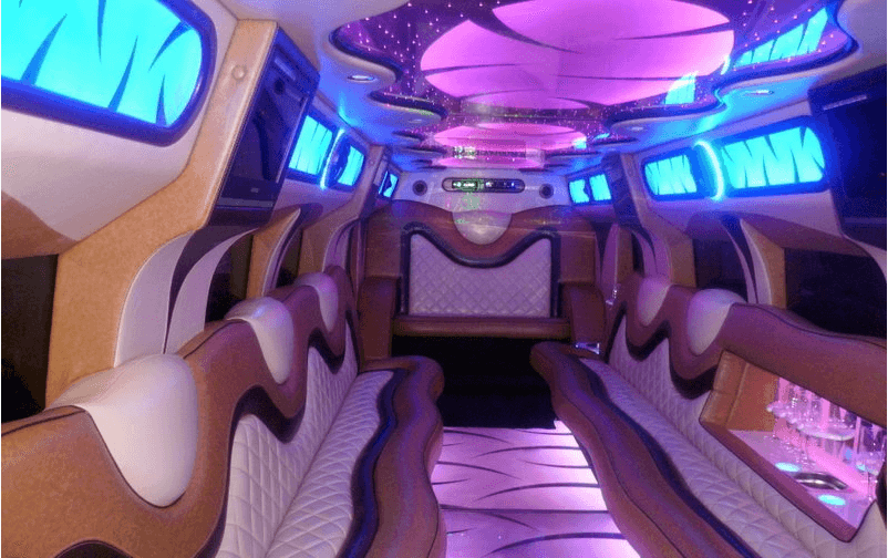 Hummer H2 - 24 seats