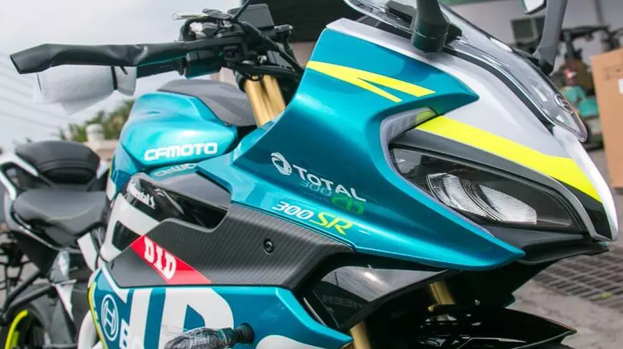 CFMOTO 300SR