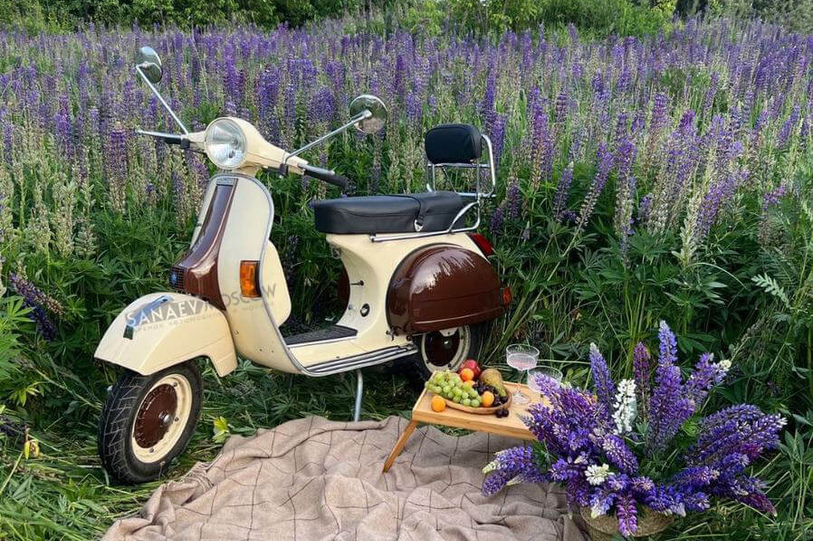 Vespa 300