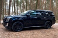 Cadillac Escalade (black)