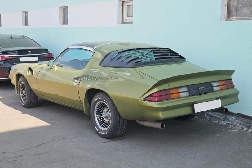 Chevrolet Camaro (green)