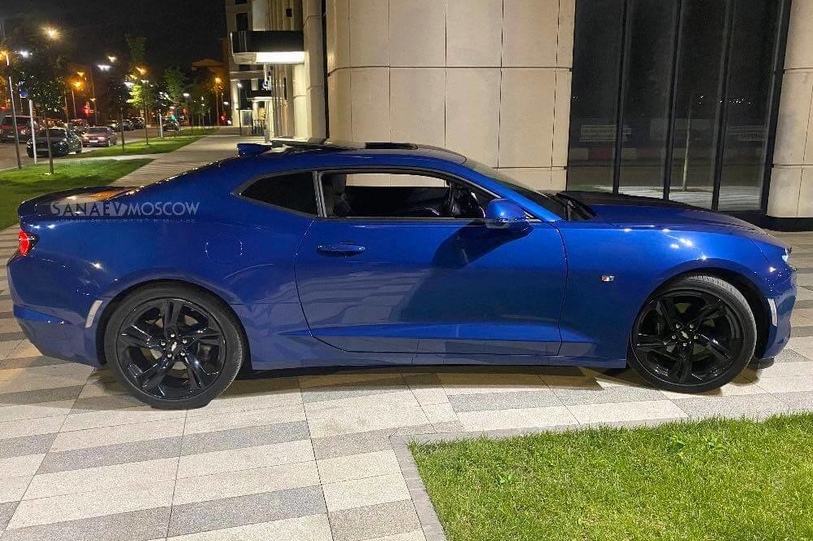 Chevrolet Camaro (blue)