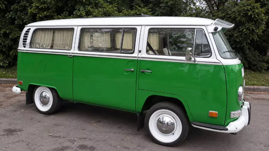 Volkswagen T1 (white-green)