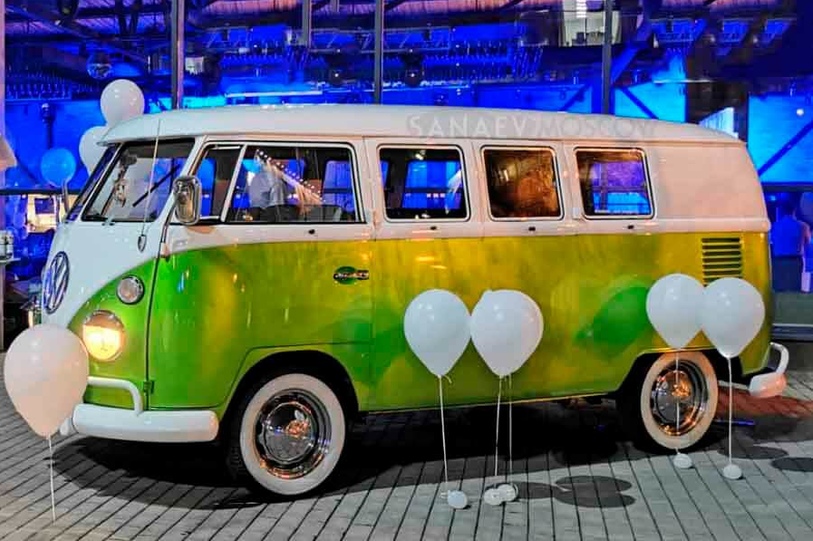 VW T1 (green)