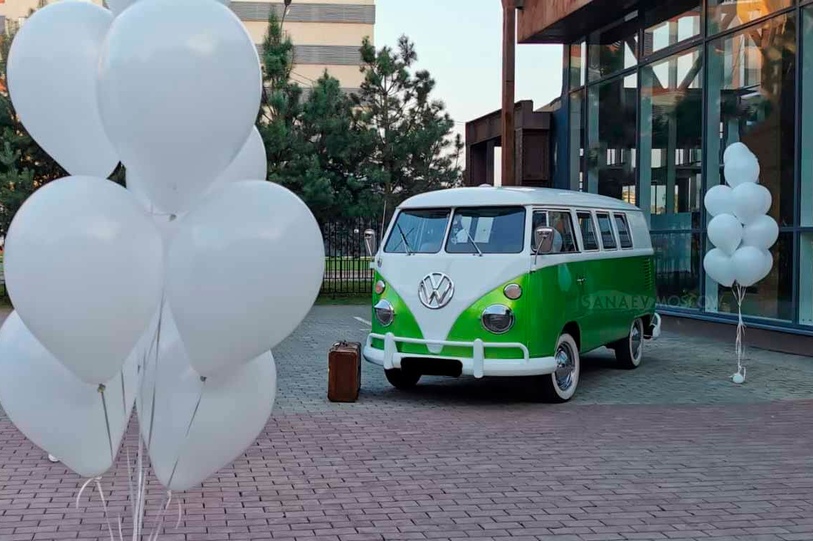 VW T1 (green)