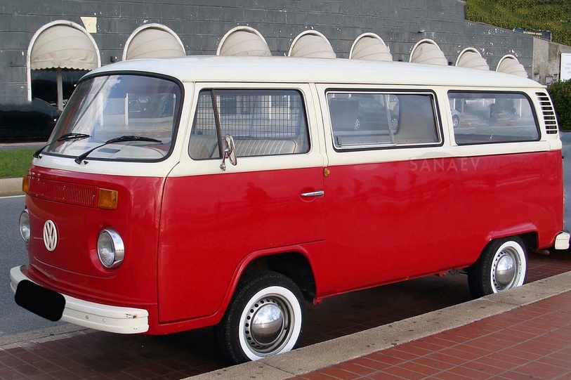 VW T2 (red)