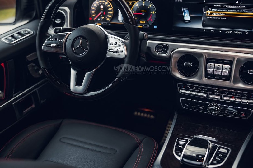 Mercedes G-class